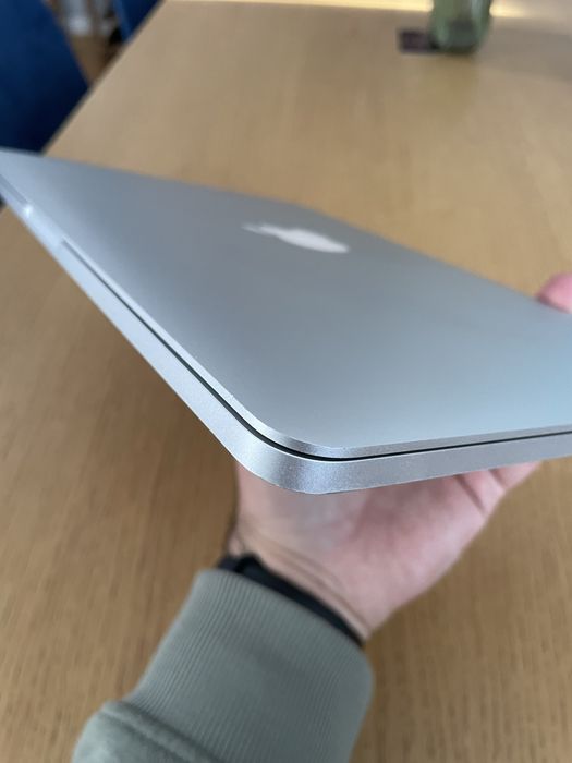 MacBook Early 2015  Retina 13 inch 500Gb