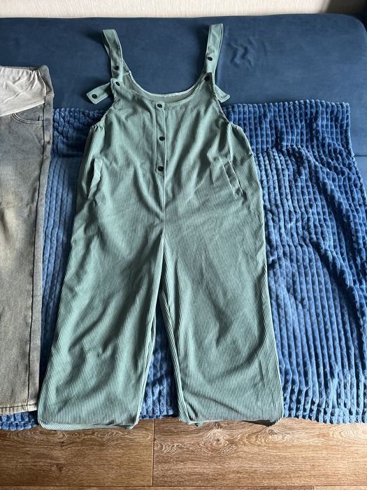 Вещи для беременных и кормящих