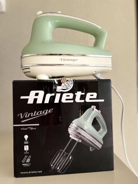 Продавам Миксер Ariete