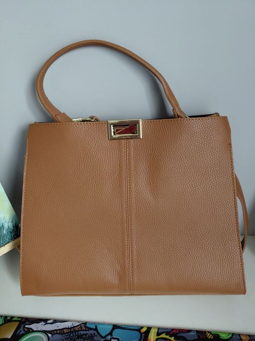 Продам сумку из натуральной кожи