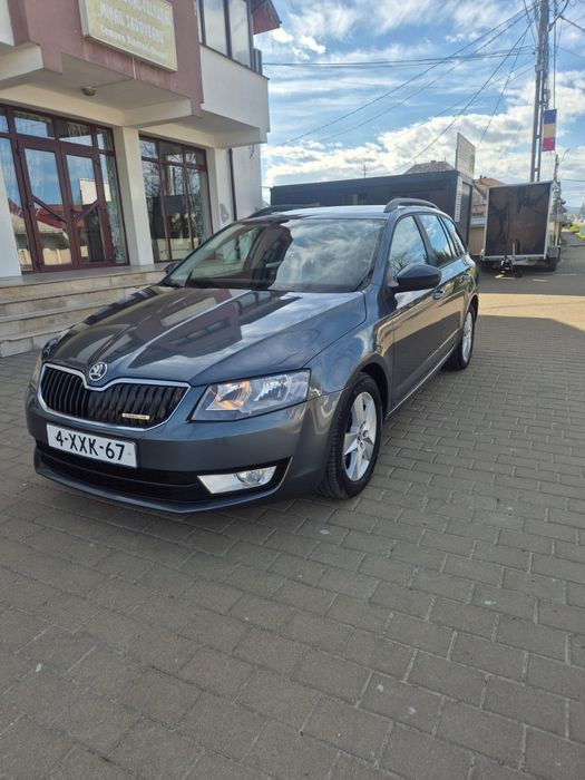Skoda Octavia model 2015 mot 1.6 TDI 110 cp Euro 5
