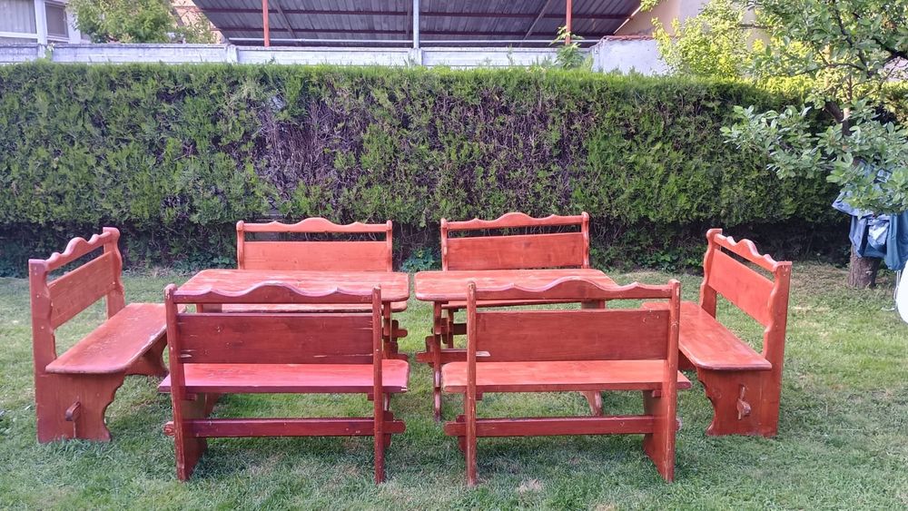 Vand set mese si banci gradina