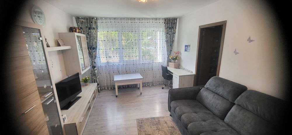 Proprietar,închiriez apartament 2 camere semidecomandat,parter,centrala,mobilat si utilat modern,cu loc de parcare-Gavana,Pitești