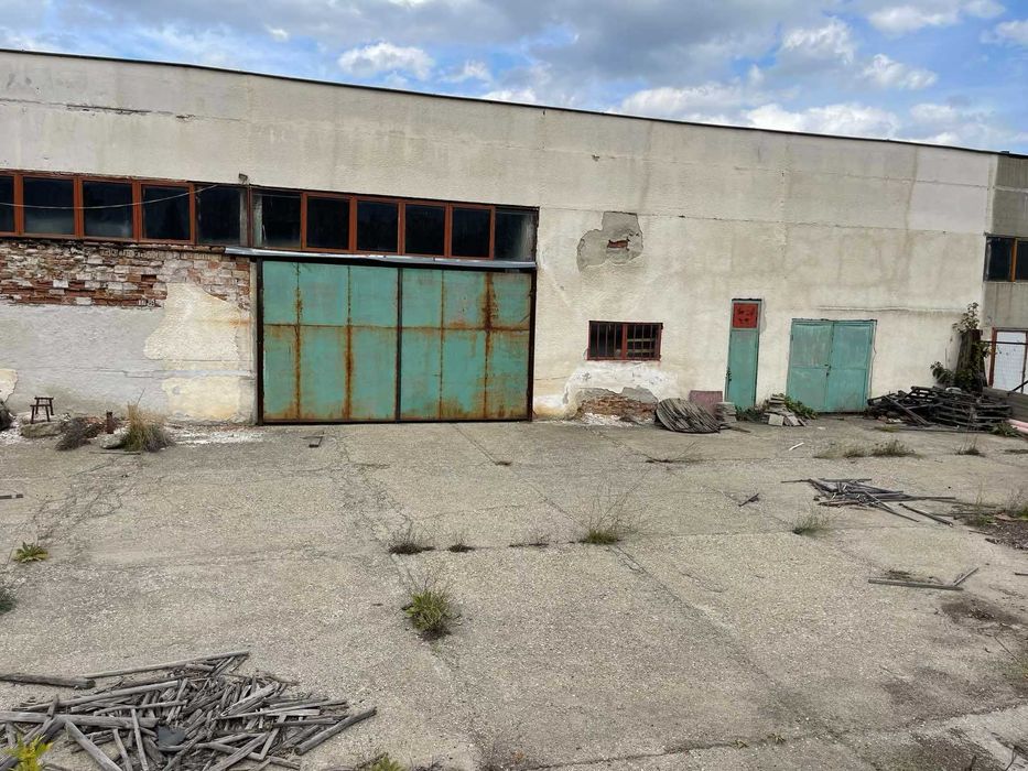 Продава се Промишлена сграда в Банско - 2340 кв.м за 150 €/кв.м - Снимка #3