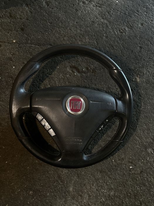 Волан с Airbag за Fiat Croma