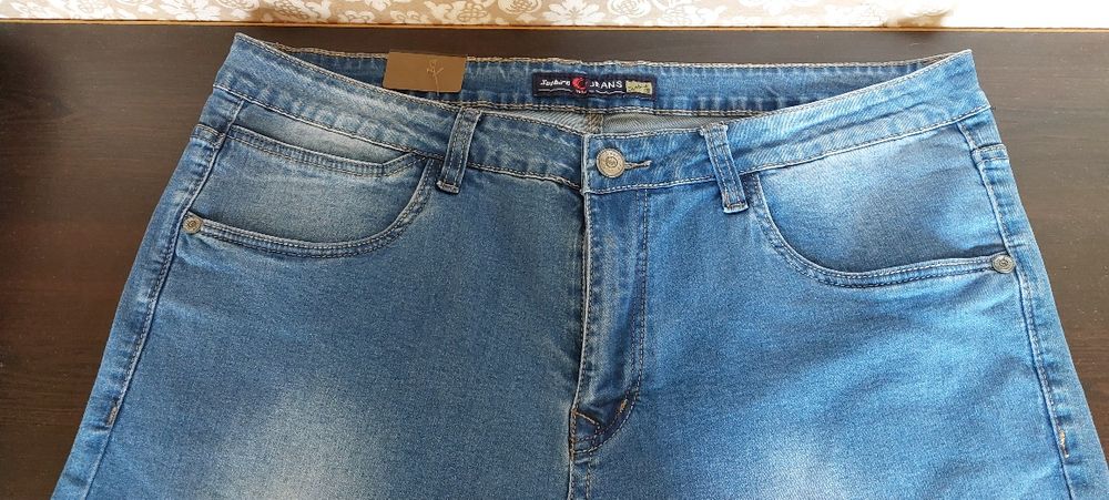 Мъжки дънки прави