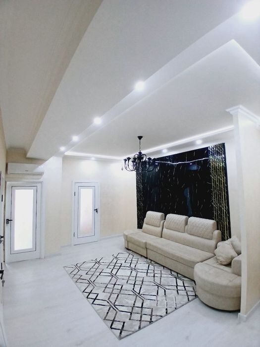 Yakkasaroy STY MOOL. Своя