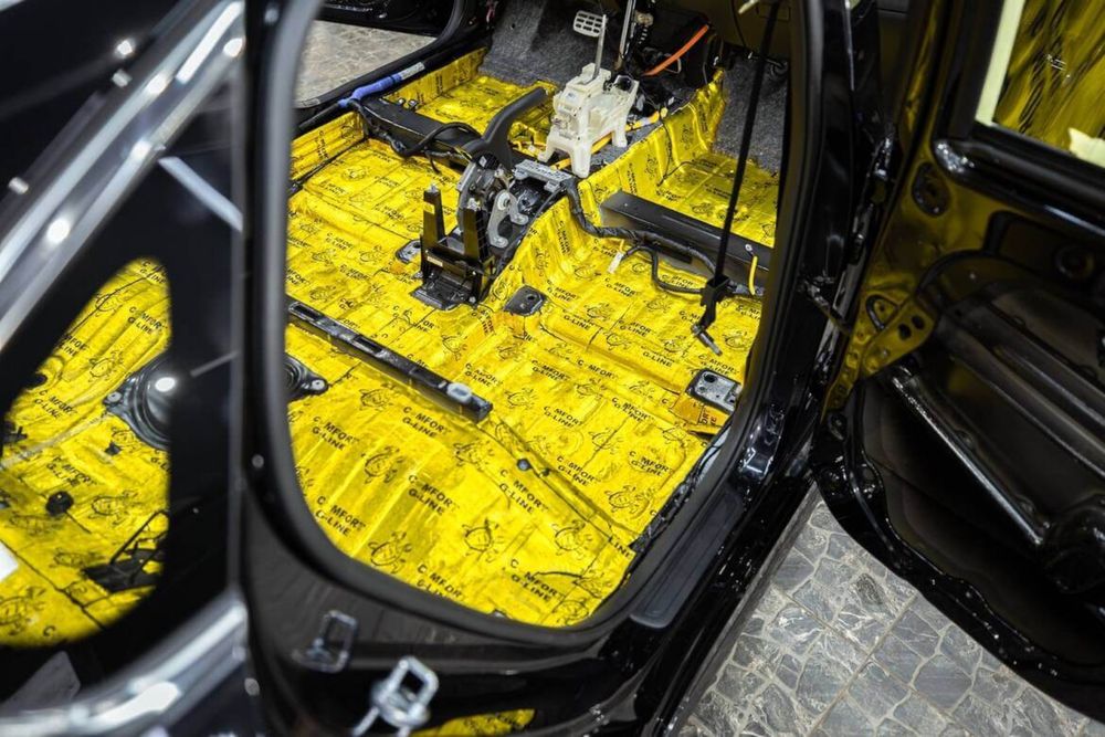 Шумка (шумоизоляция) салона автомобиля