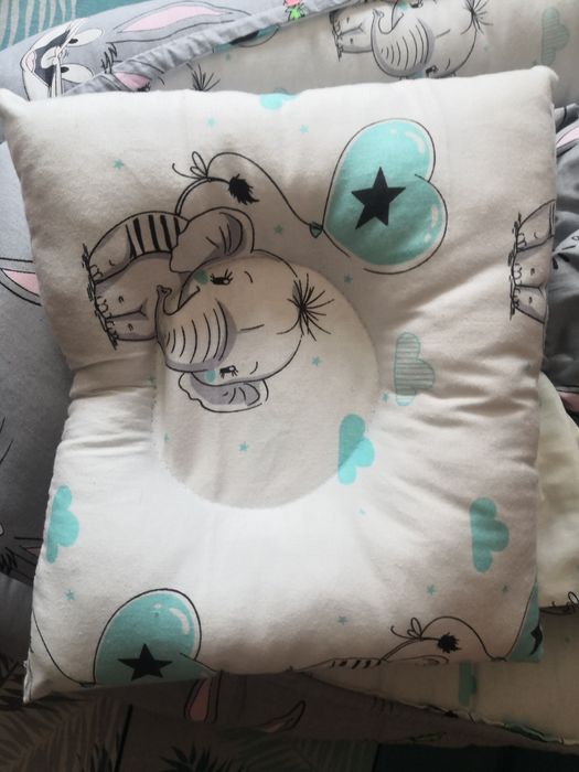 продам кокон для новорожденного