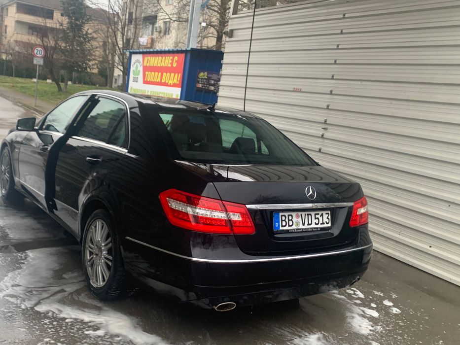 E350 cdi 4Matic Панорама Кожа  Надуване Пружини от Германия без ръжди!
