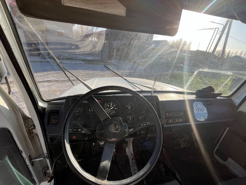 Газ 3307, 07год мину. Нет сел и поехал