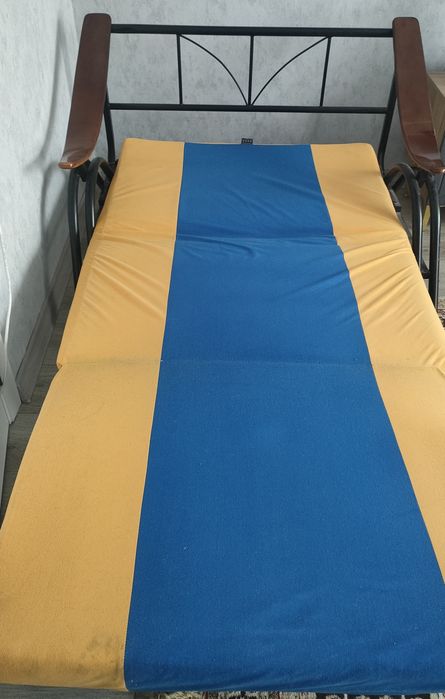 Продам раскладной диванчик