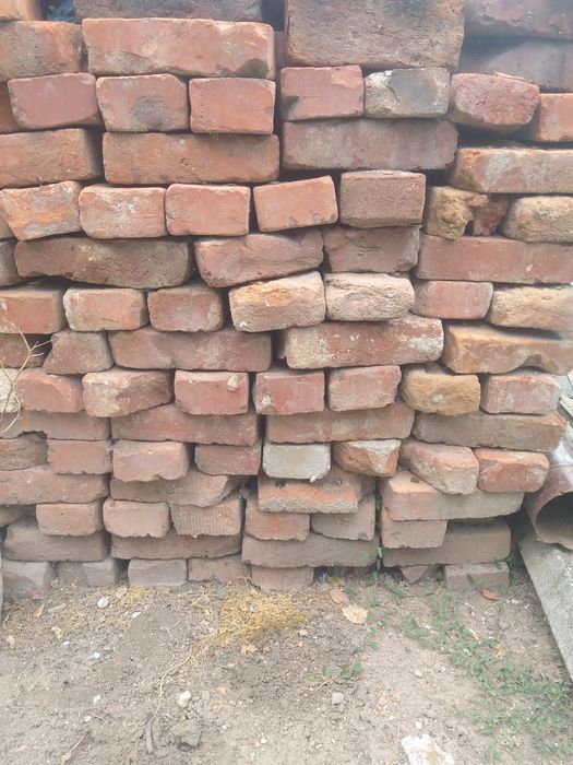 Тухли единичка 1000 бр за 280лв, в добро състояние