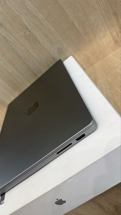MacBook Pro M3 14-inch (8/512) – цвет Space Gray