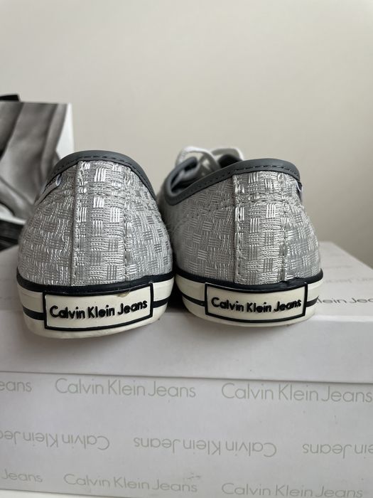 Намалени Calvin Klein Jeans кецове 39 размер