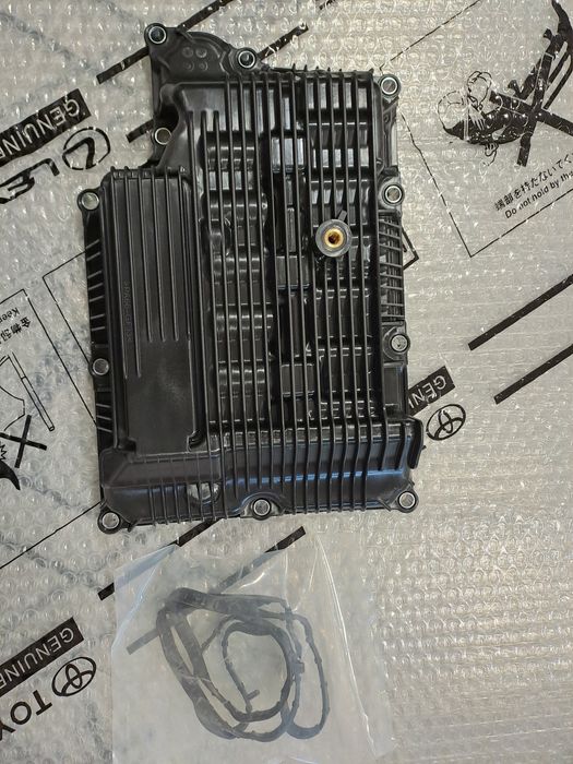 Крышка АКПП Camry 70