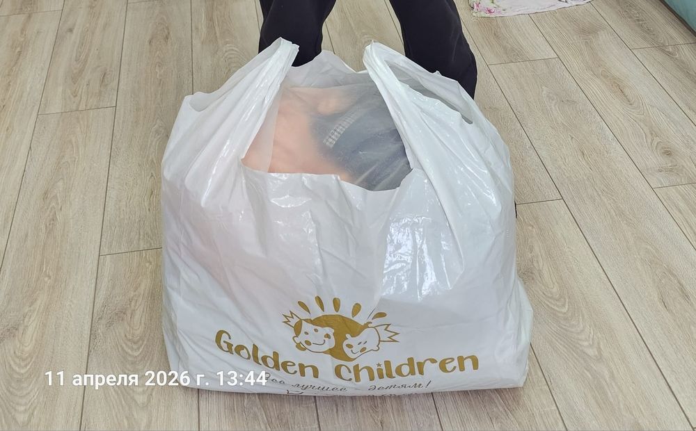 Отдам пакет женских вещей, размеры 42,44 за