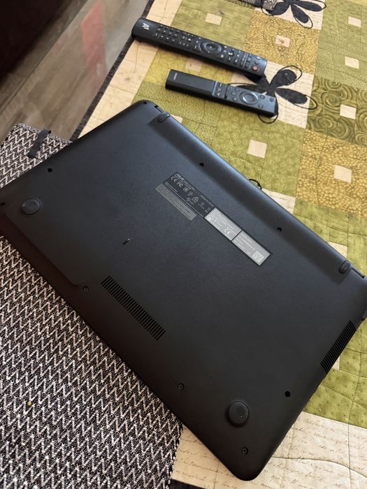 ASUS VivoBook 15 (X540UBR)