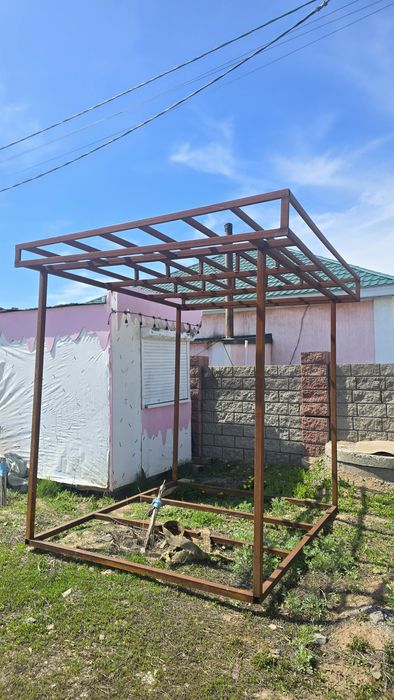 Киоск каркас металлическии