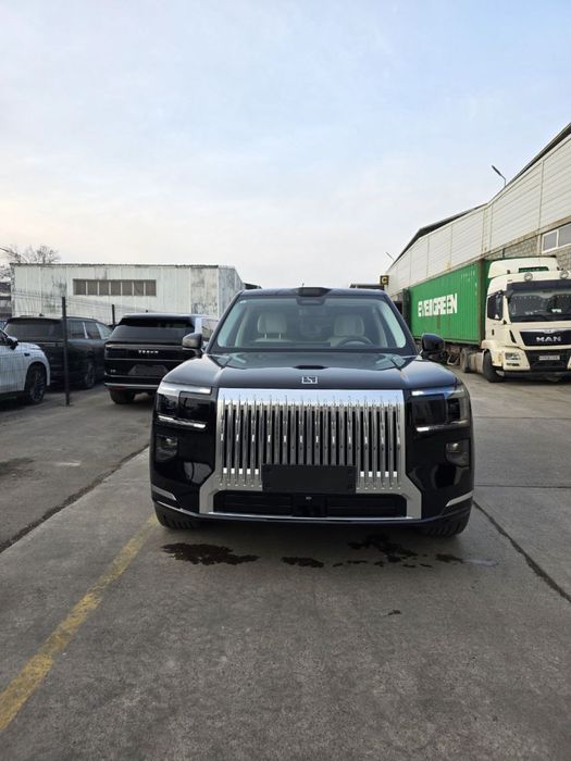 Zeekr 9x 70kw sideniya aylanadi