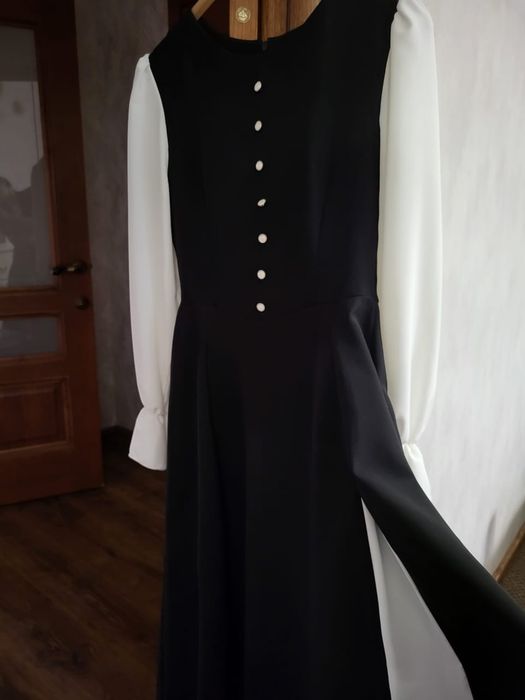 Платье классическое