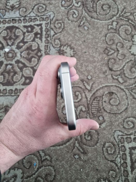 Iphone 15 pro max zur tiniq