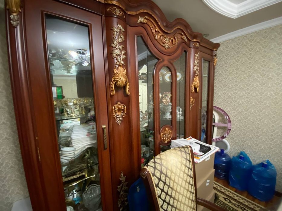 Продаëтся гостинный мебель