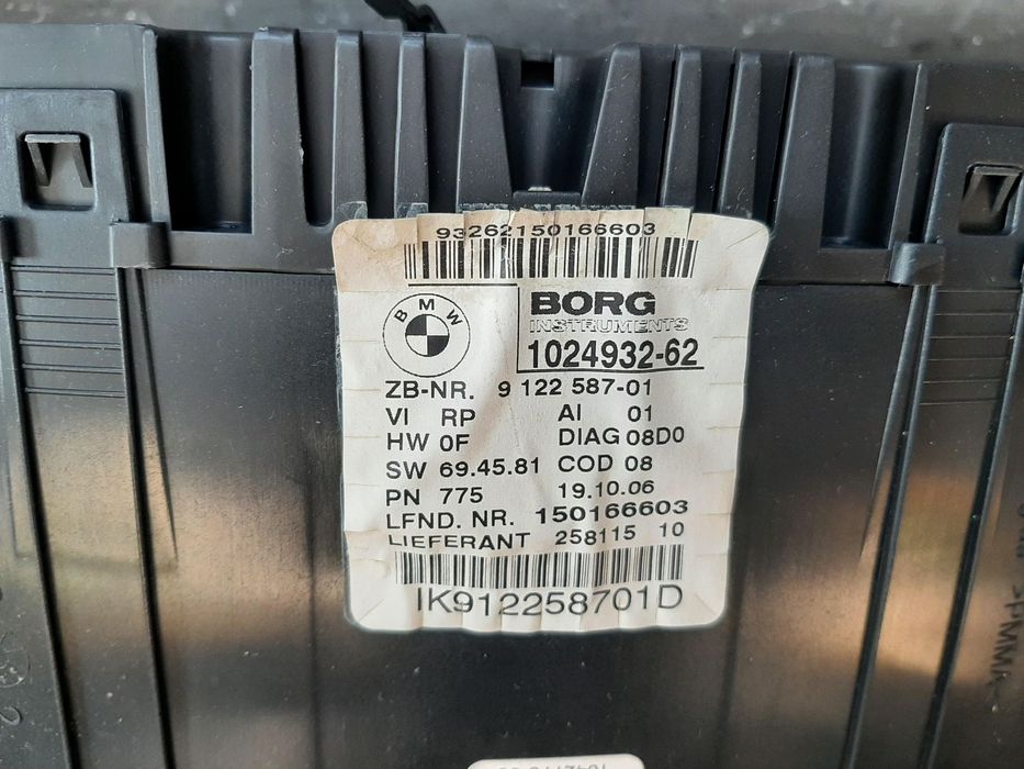 Ceasuri bord benzina bmw seria 1 e87 e81 102493262 1k912258701d