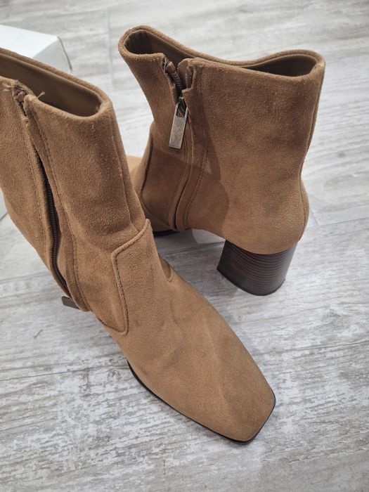 Боти велур с ток MANGO