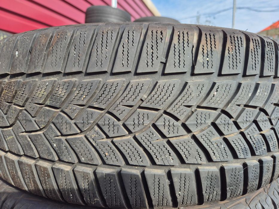 2 Anvelope de IARNA - 205/50/17 - GoodYear - Stare buna DOT 2018 !