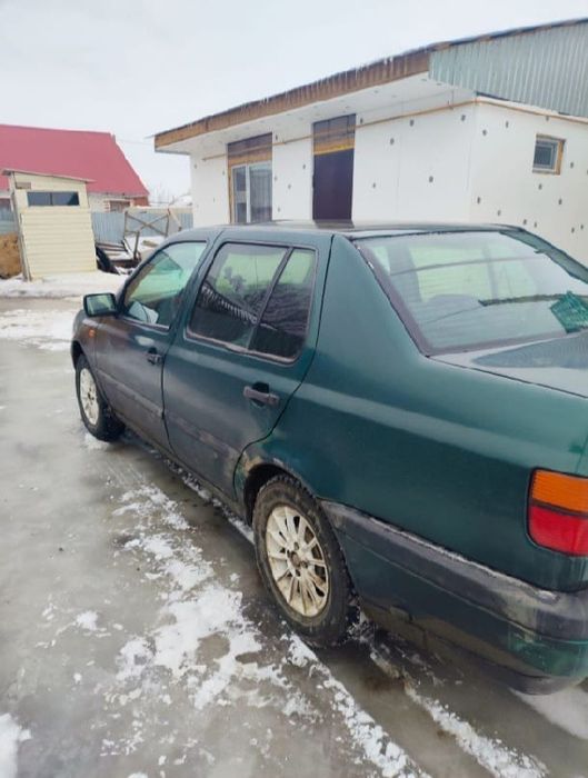 Продам Volkswagen Vento срочно