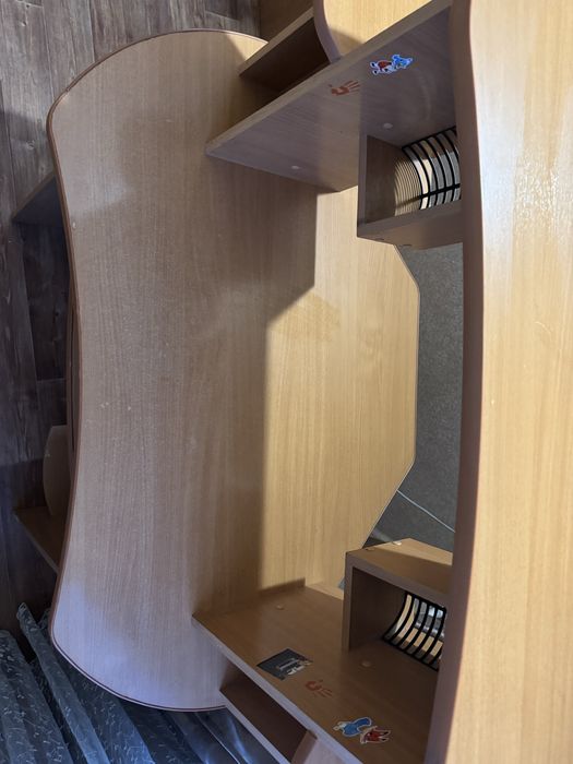 Стол компьютерный