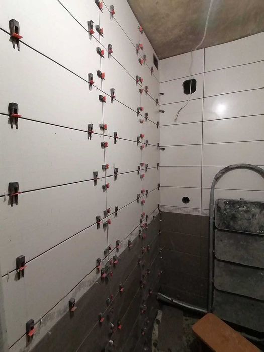 Kafel yopishtiramiz, Kafelchi