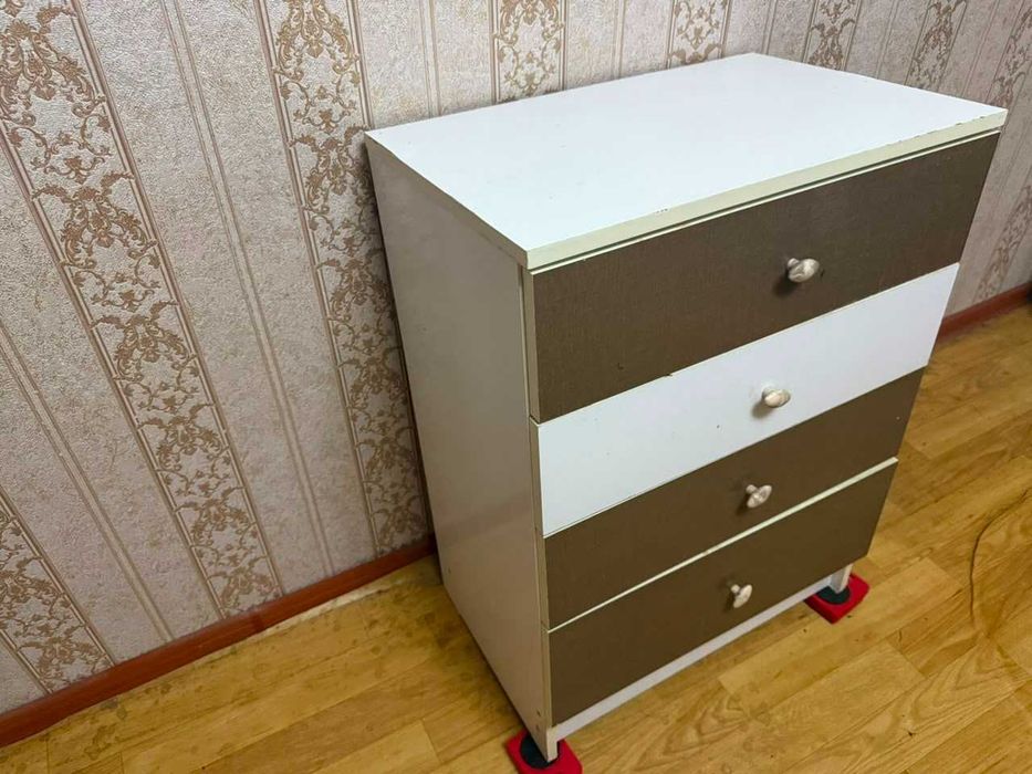 Срочно продам комод