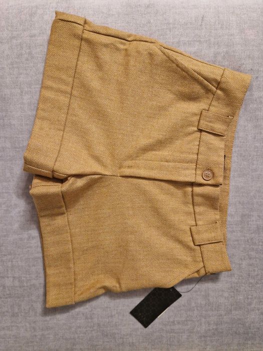 Mango pantaloni scurți cu lana noi