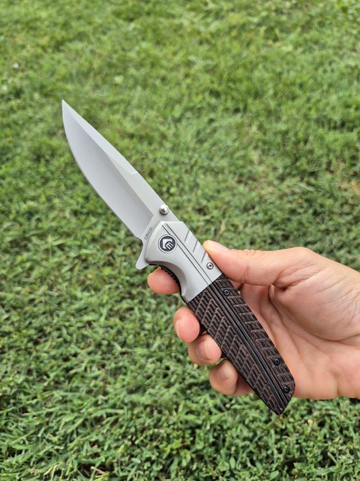 Сгъваем джобен нож с дървена дръжка СМ133