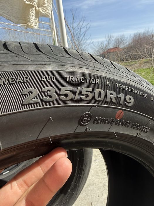 235/50R19 balon holati yangi
