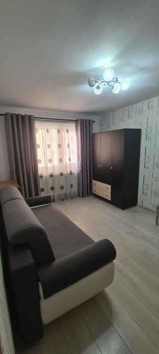 Închiriez apartament 2 camere