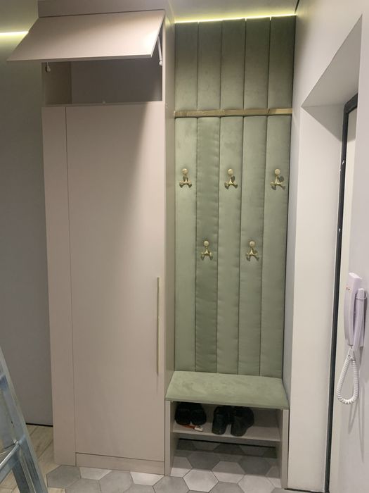 Продам гардеробный шкаф