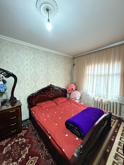 Продаётся 3 ком квартира, 1 этаж 3 хона. Эшонгузар, шакарчи махалла