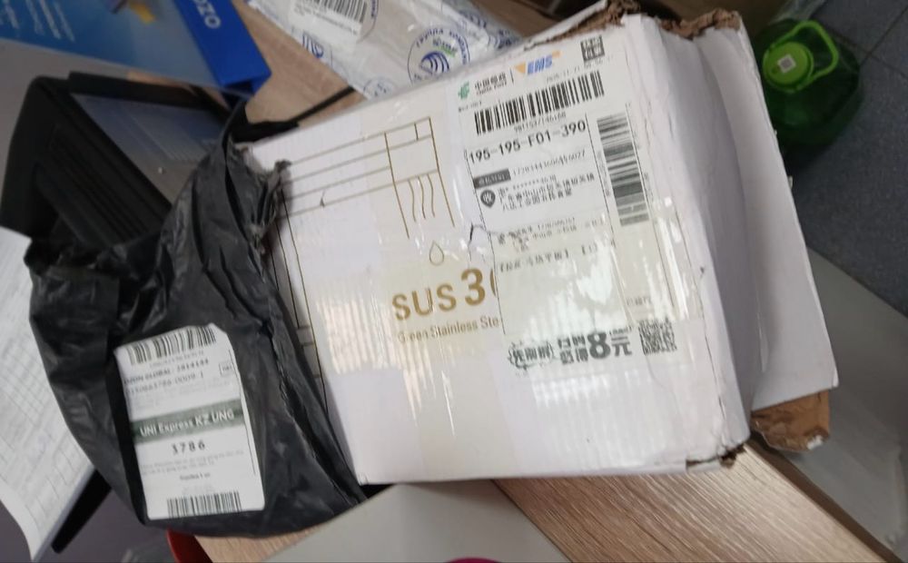 Продам смеситель для раковины в ванную