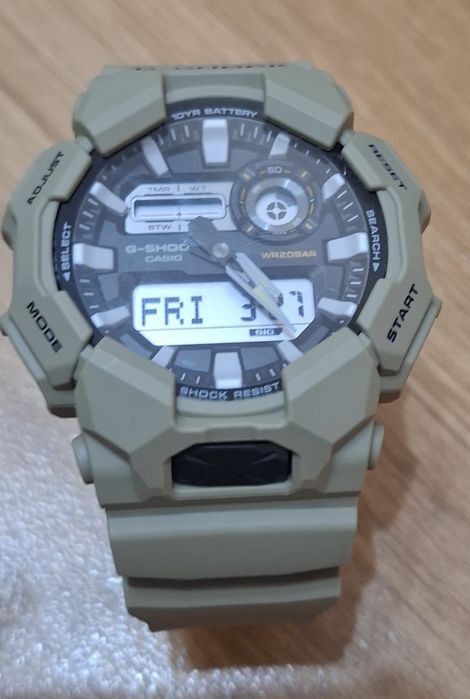 Часовник Casio G-Shock GA-010-5A
