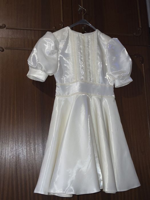 Бутикова рокля