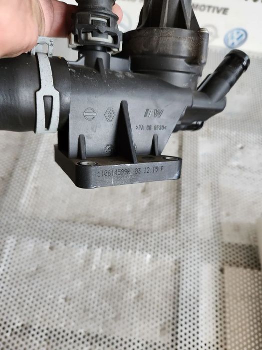 Corp Termostat Renault Trafic Opel Vivano 1.6 Diesel Motor R9M Nissan Primastar Qashqai Xtrail Rena
