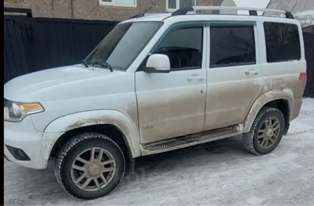 Продам УАЗ Patriot, 2015 года