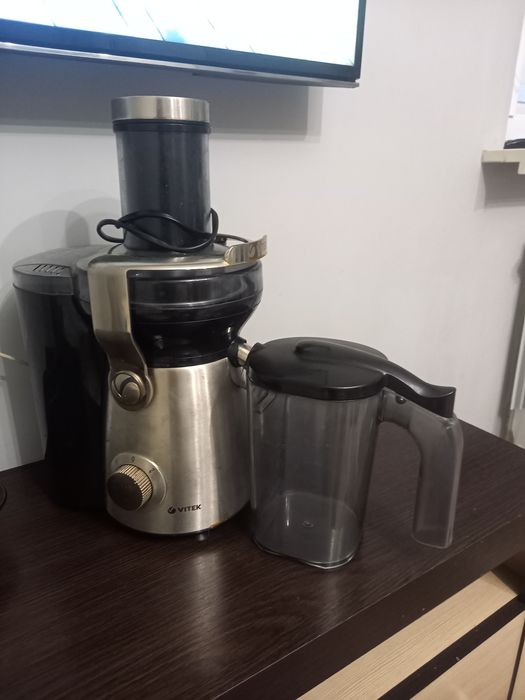 СоковыжималкаVitek VT1636ST