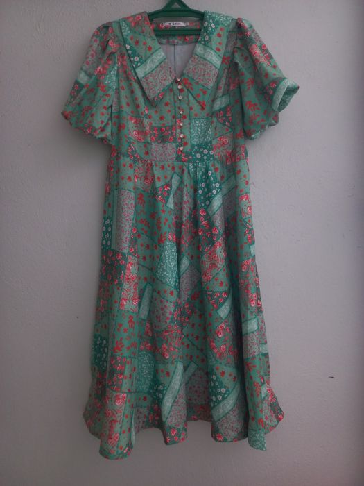 Платья вечерние..