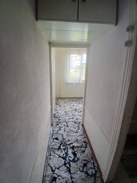 Бухара Сити чоррахаси томонда жойлашган 1 хонали квартира сотилади