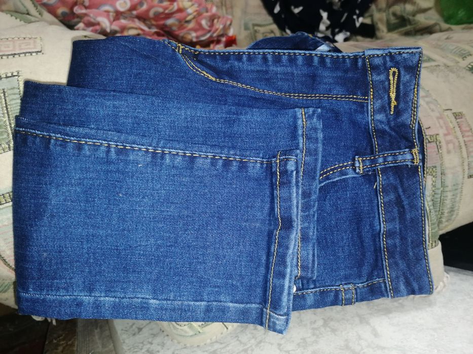 Джинсы скинни новые