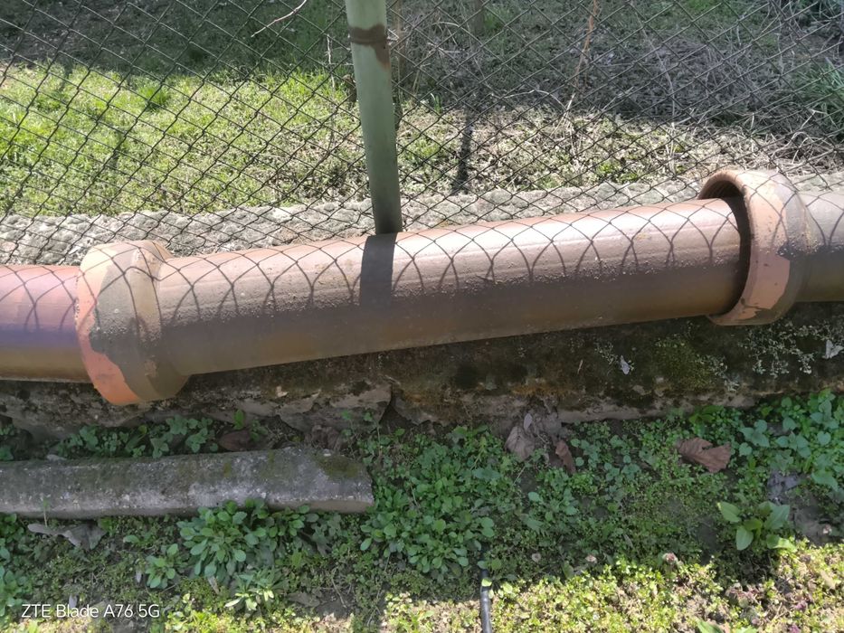 Стари керамични канализационни тръби